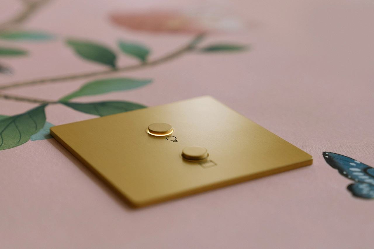 Lutron Alisse keypad in satin brass